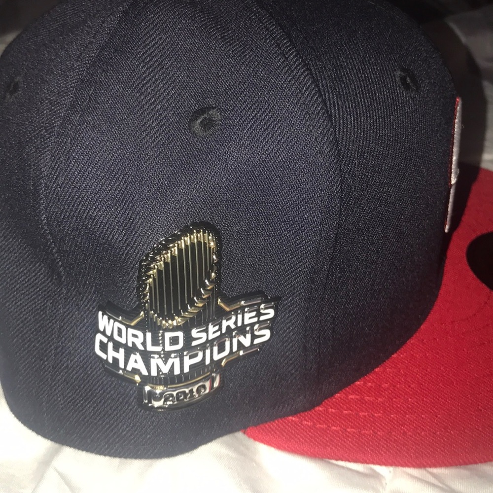 Hat - Picture 2 of 3